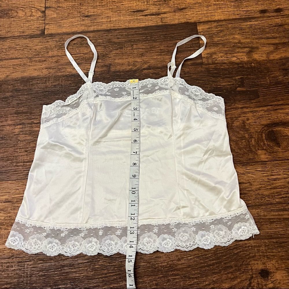 Warners lingerie top  - Picture 2 of 8